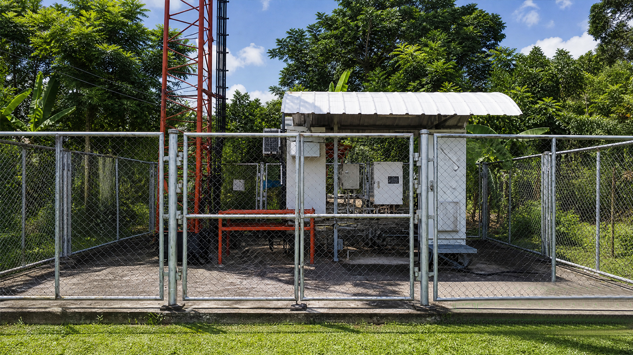 Telecom BTS in Thailand.jpg