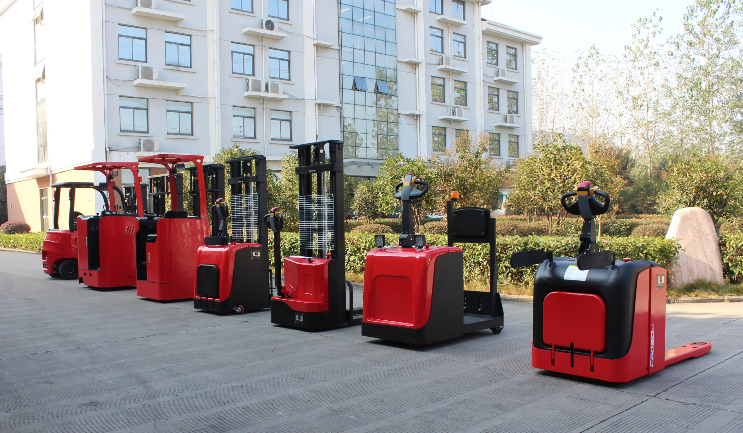 forklifts 1.webp