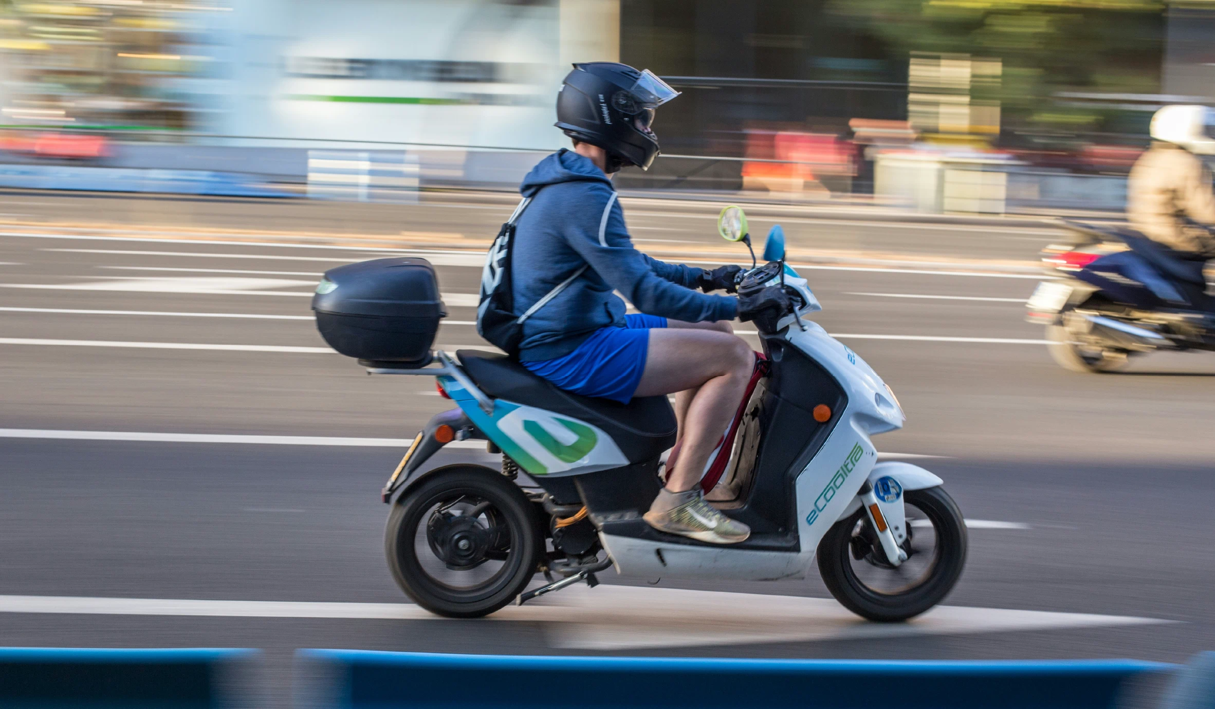 two-and-three-wheelers 1.webp