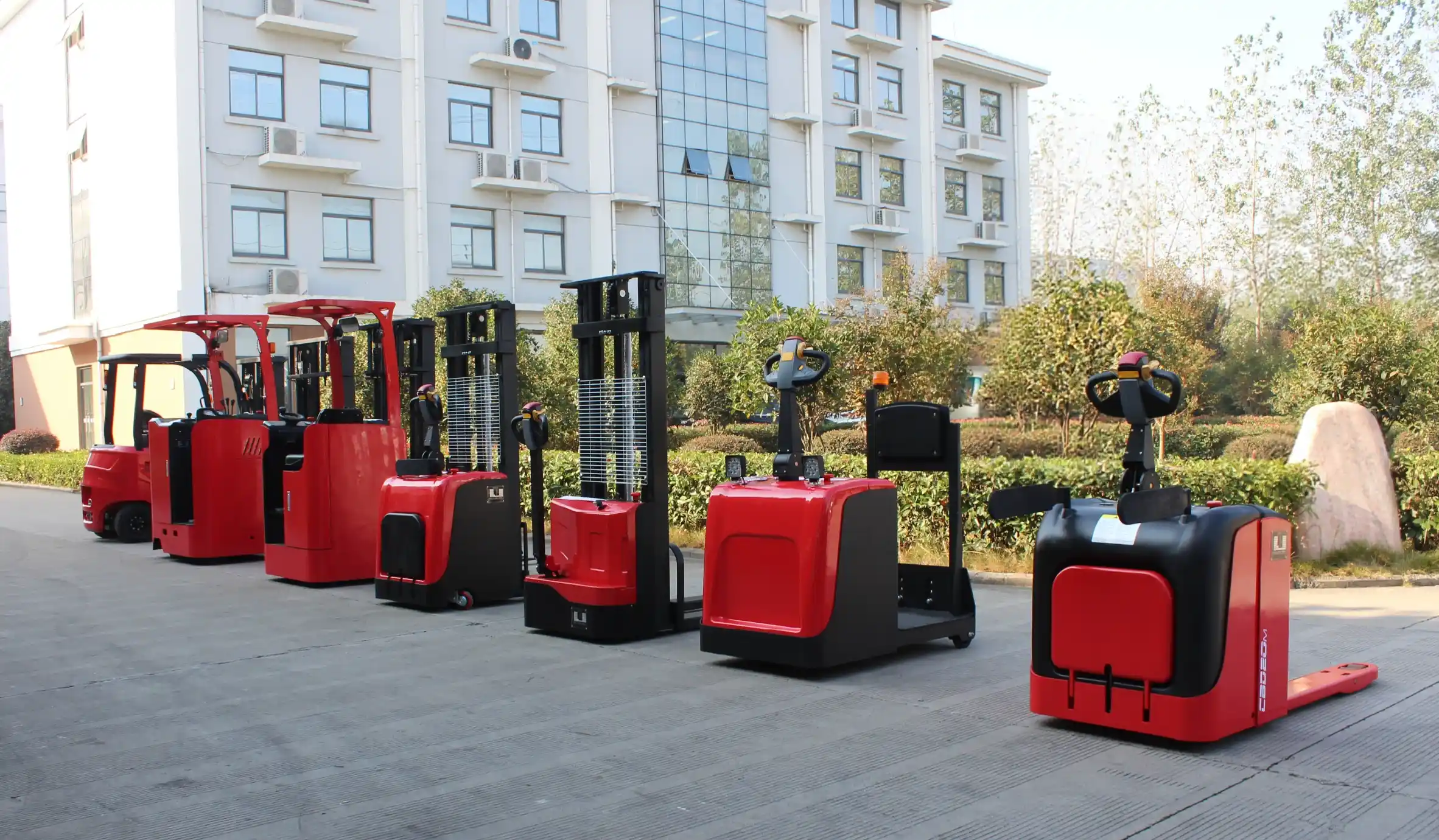 forklifts-3.webp